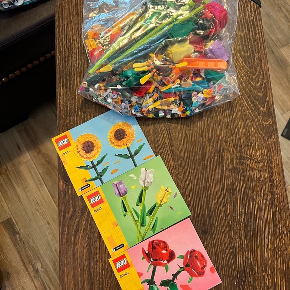 LEGO Botanical Collection Set - Picture 2 of 2